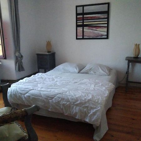 Qui Vivra Verra Bed & Breakfast Le Mesnil-Amey Exterior foto
